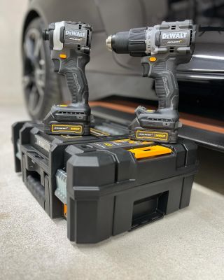 DeWALT se spojil s McLaren F1 týmem už v roce 2021, kdy spolu podepsali multiroční smlouvu a od té doby můžete vidět v...